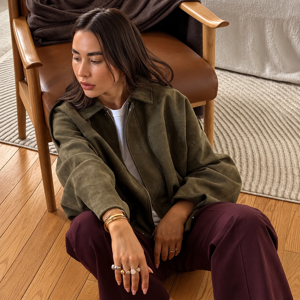 Cloe – Bomber de antelina con cuello de solapa