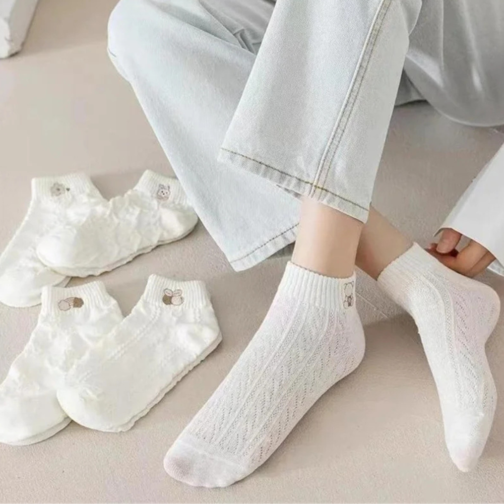 Dianila – Pack 5 Calcetines Cortos Mujer Suaves y Transpirables con Diseño Cartoon
