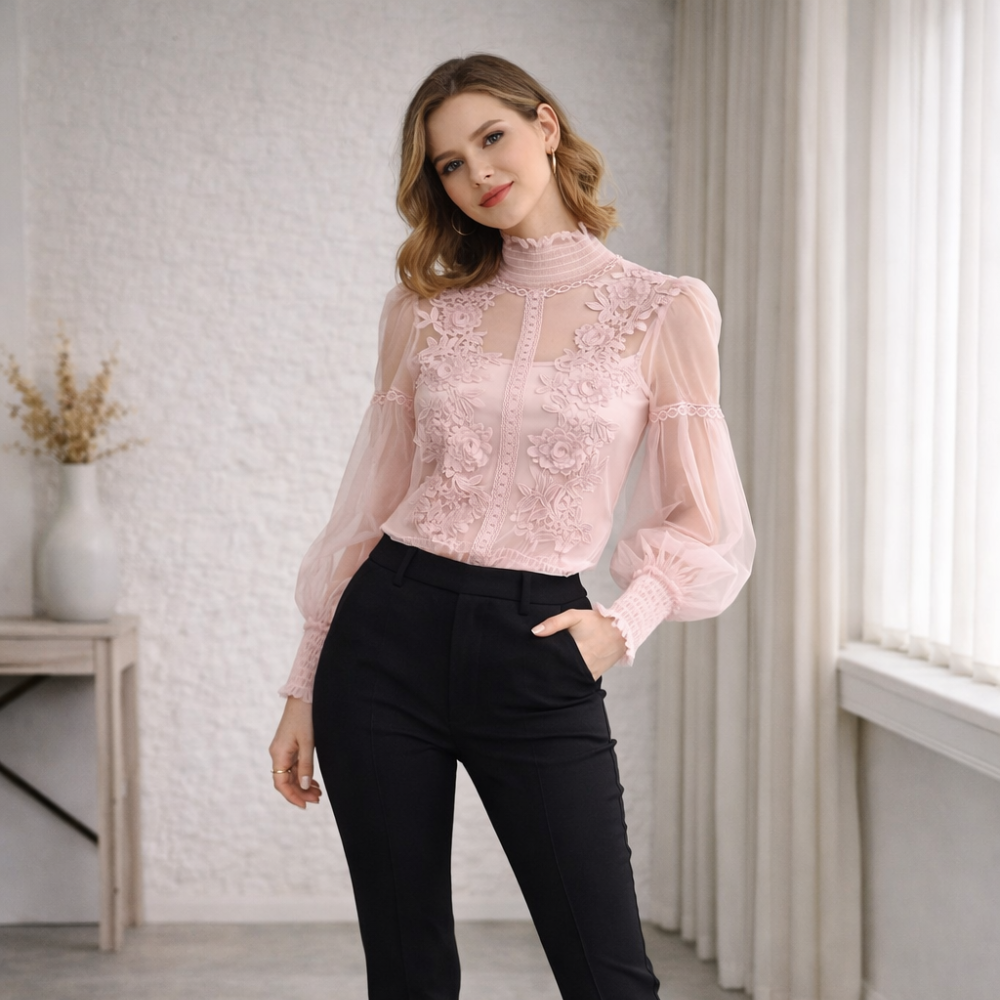Julia – Elegant blouse with a sophisticated finish