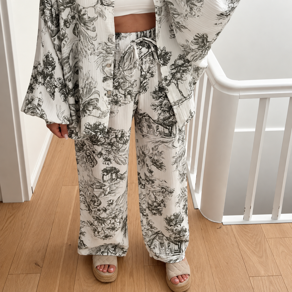 Laura - Printed shirt and trousers set