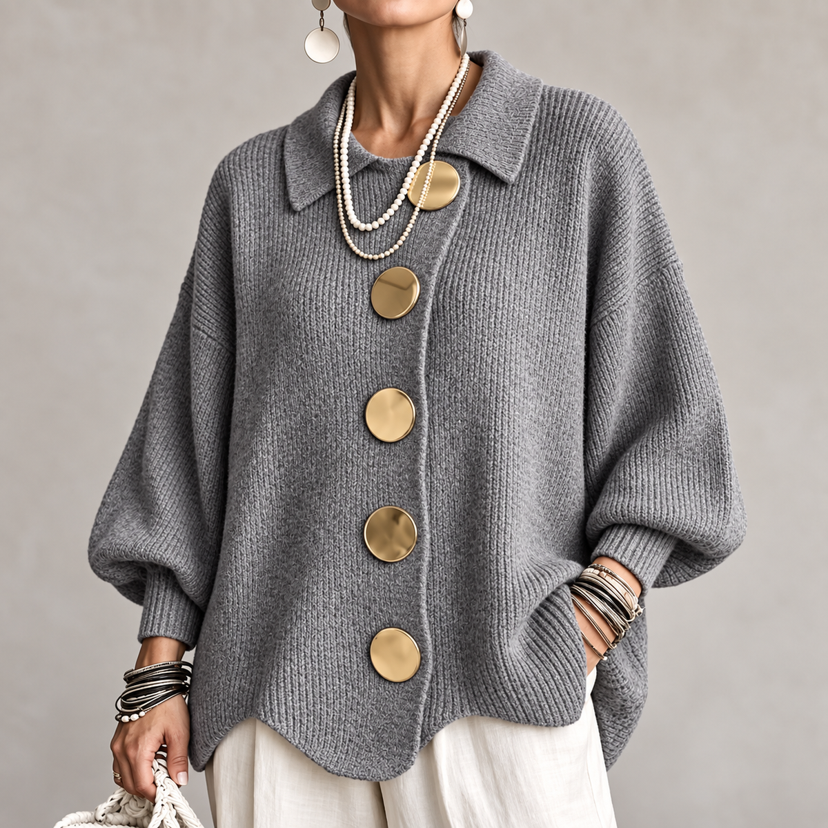 Clara - polyester knit sweater with collar and buttons