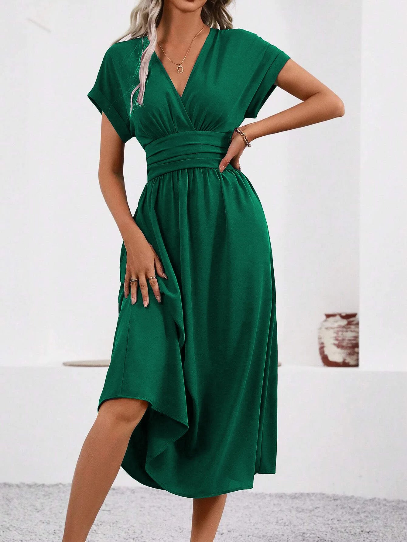 Marlene - Vestido Elegancia Fluida