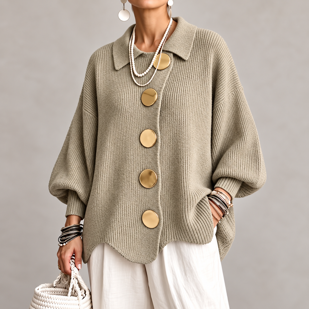 Clara - polyester knit sweater with collar and buttons