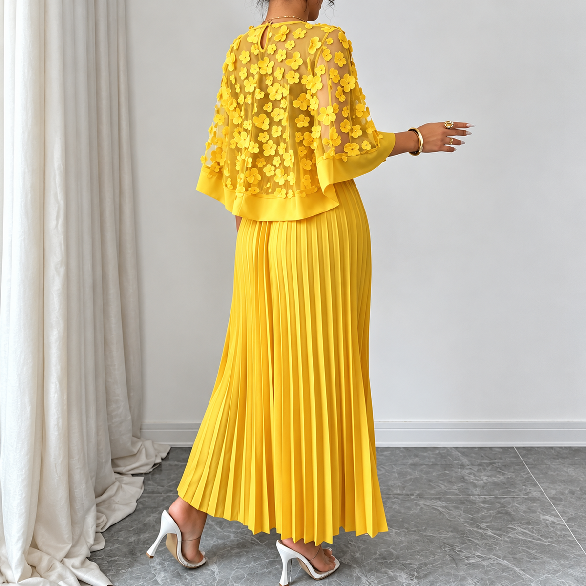 Galia - polyester dress with mesh cape