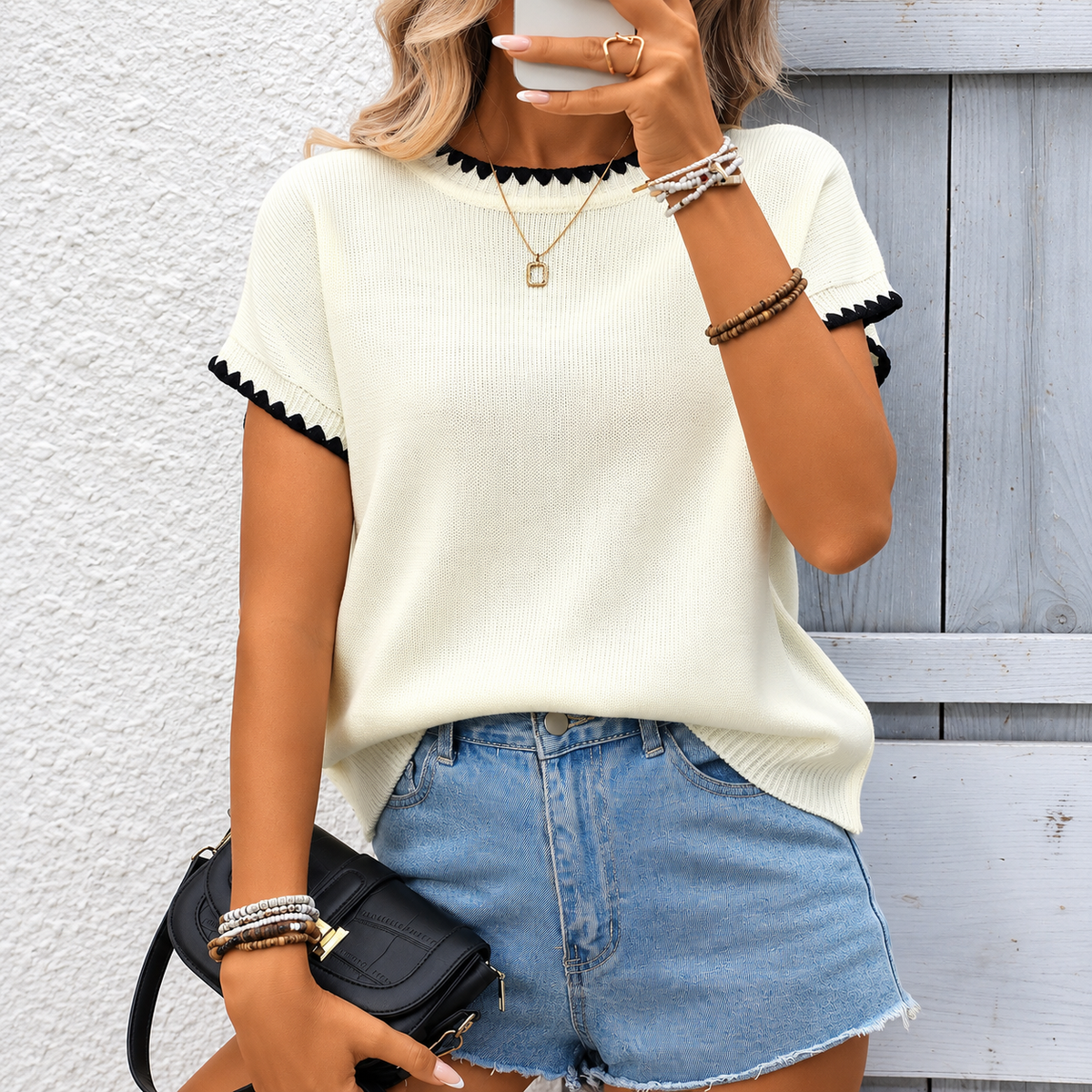Lady - short-sleeved crochet knit sweater